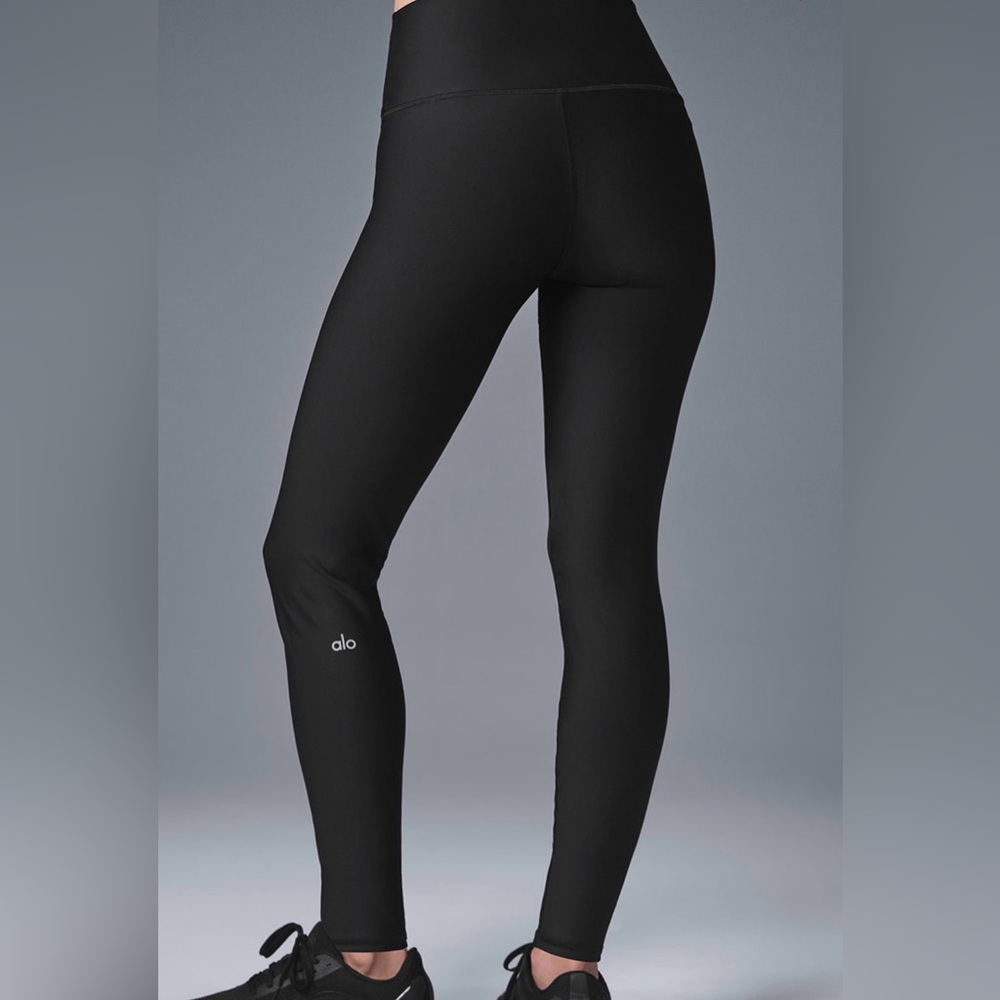 ALO Yoga High-Waist Airlift Legging - Black